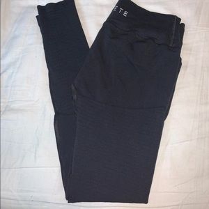 Alphalete Revival Leggings